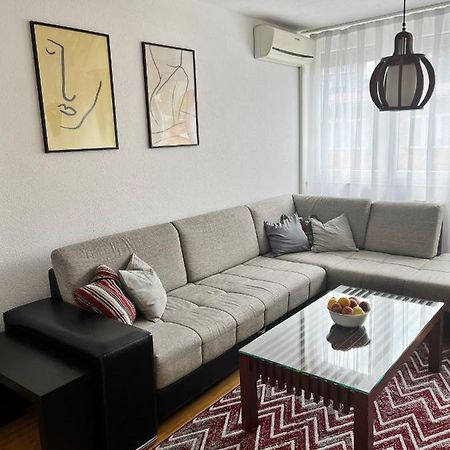 Hello Sa Apartment Sarajevo Luaran gambar